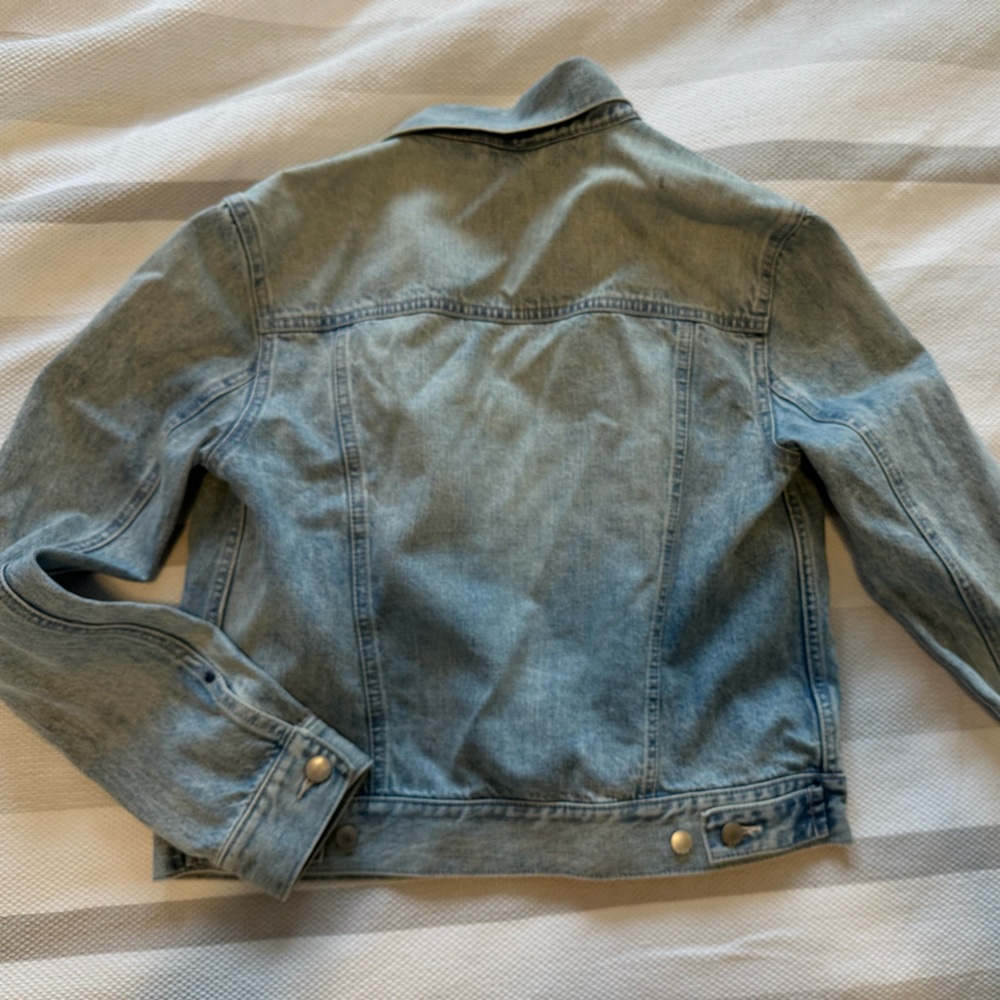 Gap Jean jacket - Picture 2 of 2